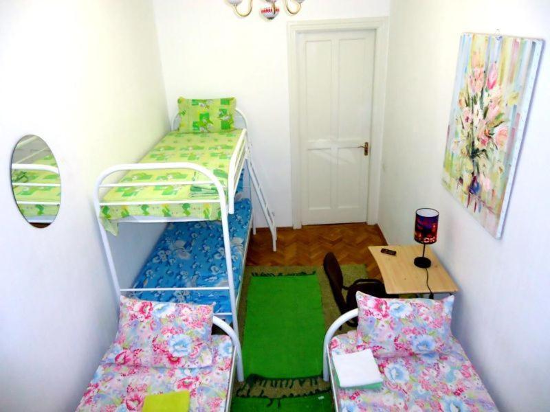 Hostel Kreshatik Kiev Habitación foto